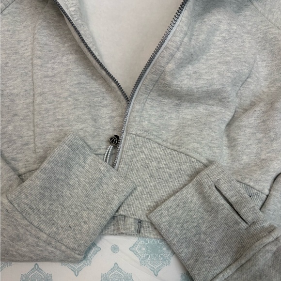Lululemon Full-Zip Cropped Scuba Hoodie - Picture 4 of 8
